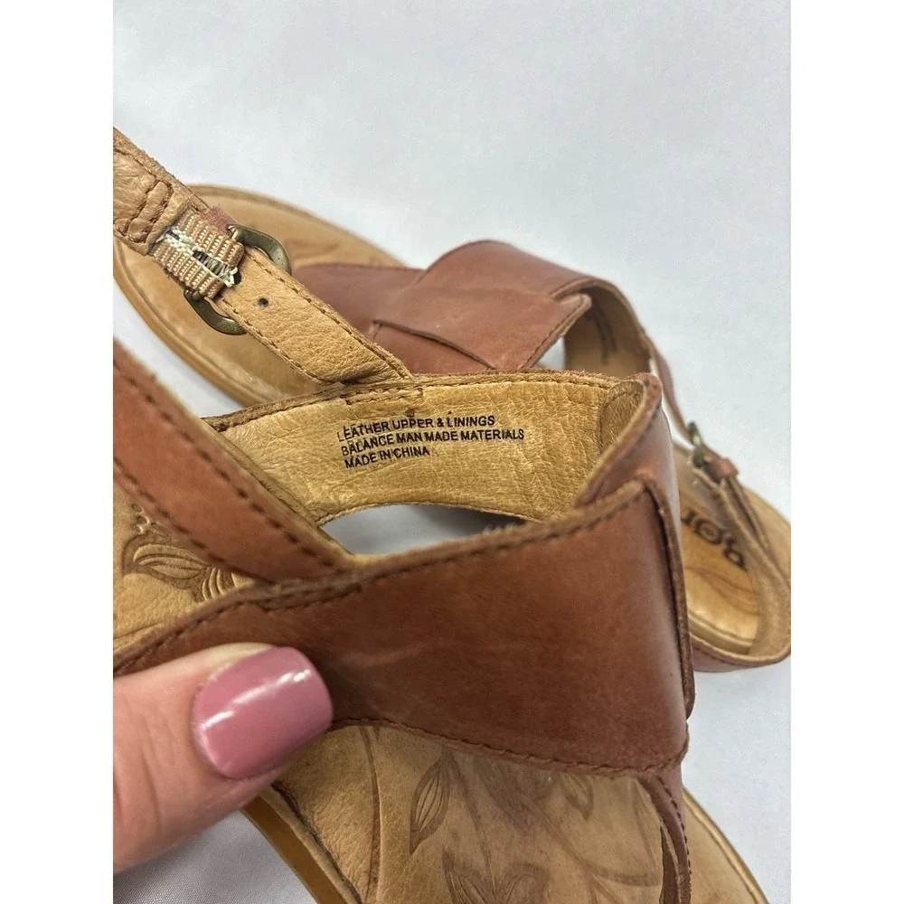 Born Leather Thong Sandals Womens Brown Excellent Floral Embossed Slingback Flat - Picture 6 of 7